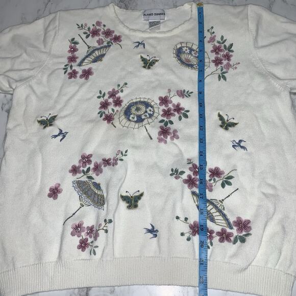 Vintage Alfred Dunner Floral Butterflies White Embroidered Bead Knit Top Size L - Picture 12 of 12
